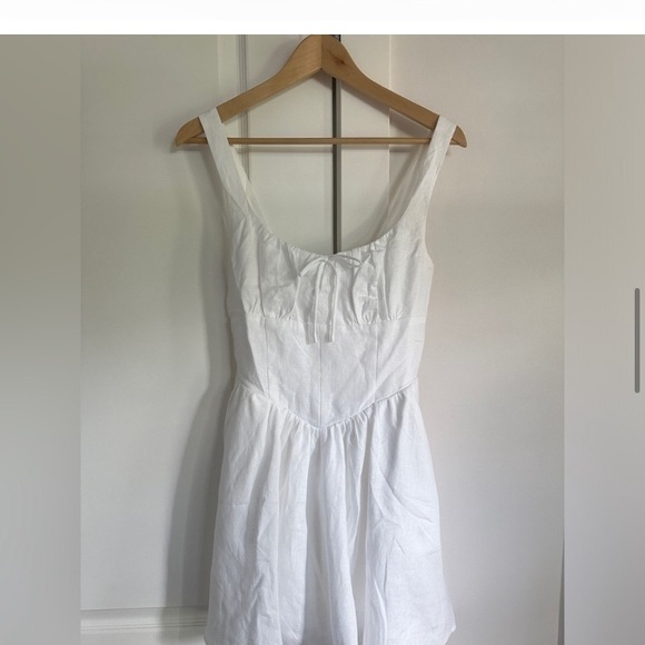 NEW Reformation Daria Mini Linen Dress Sleeveless Bow Corset  in White | size 6 - Picture 2 of 7